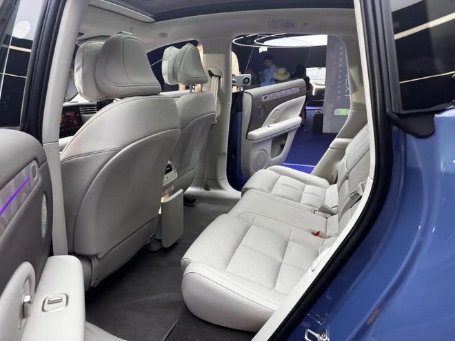 79万起27分钟大定破万是对勇敢者的奖励麻将胡了app新一代智己LS6上市19(图15)