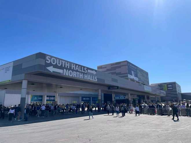 KOSMO 技术硬核驱动镜显非凡实力PG麻将胡了22025美国KBIS展(图2) KOSMO 技术硬核驱动镜显非凡实力PG麻将胡了22025美国KBIS展(图2)